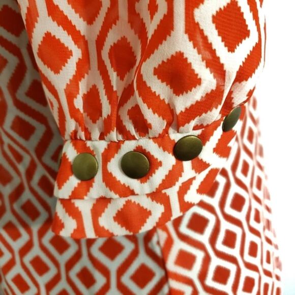 41 Hawthorn Stitch Fix Semi Sheer Geo Orange Ivory Swifty Studded Blouse Sz M - Picture 8 of 8